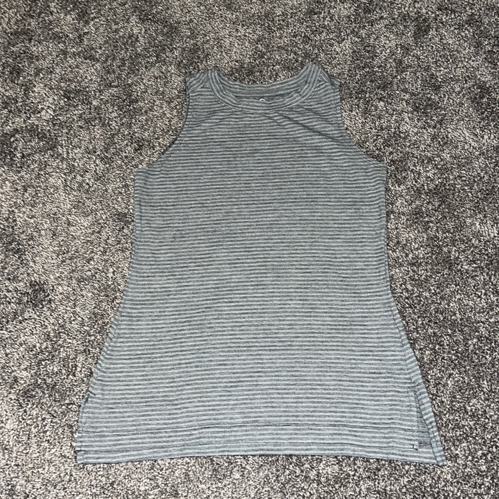 Gray striped high neck athletic/workout top